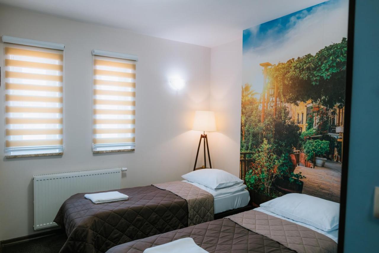 Kasztelan Hotel Krosno Eksteriør billede