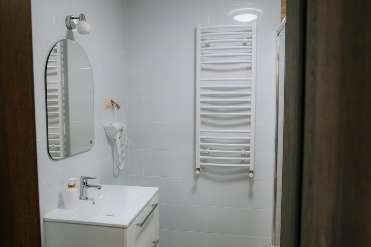 Kasztelan Hotel Krosno Eksteriør billede