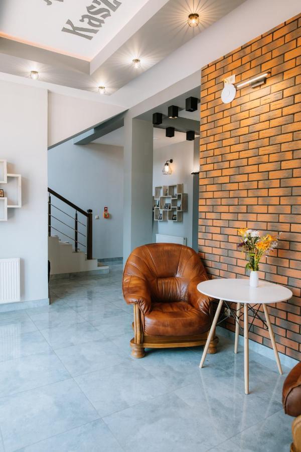 Kasztelan Hotel Krosno Eksteriør billede